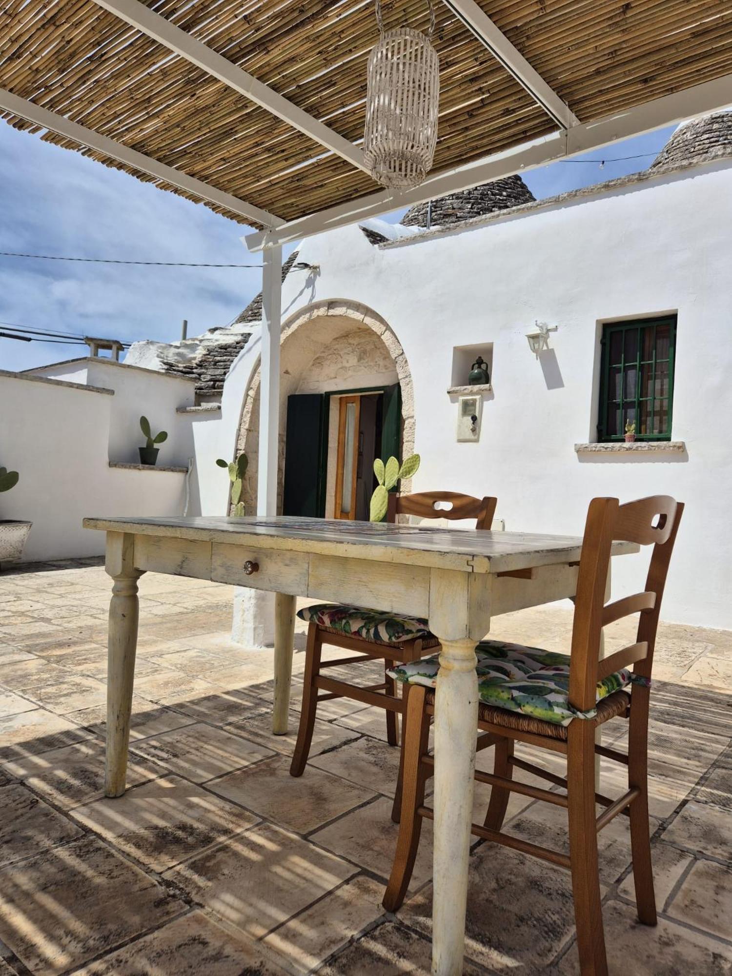 Trulli And Pool - I Cactus Vila Martina Franca Exterior foto
